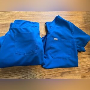 Womens Figs Scrub set